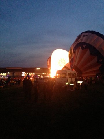 2017 Balloon Glow